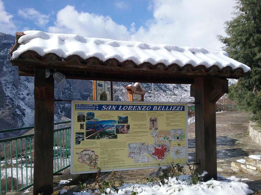 Отель La Stella Del Pollino San Lorenzo Bellizzi Экстерьер фото